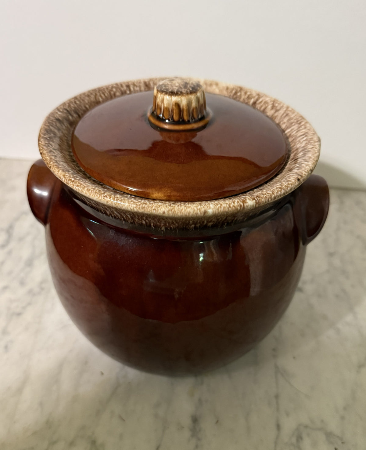 Hull Pottery Cookie Jar with Lid | Classic Farmhouse Kitchen Decor
