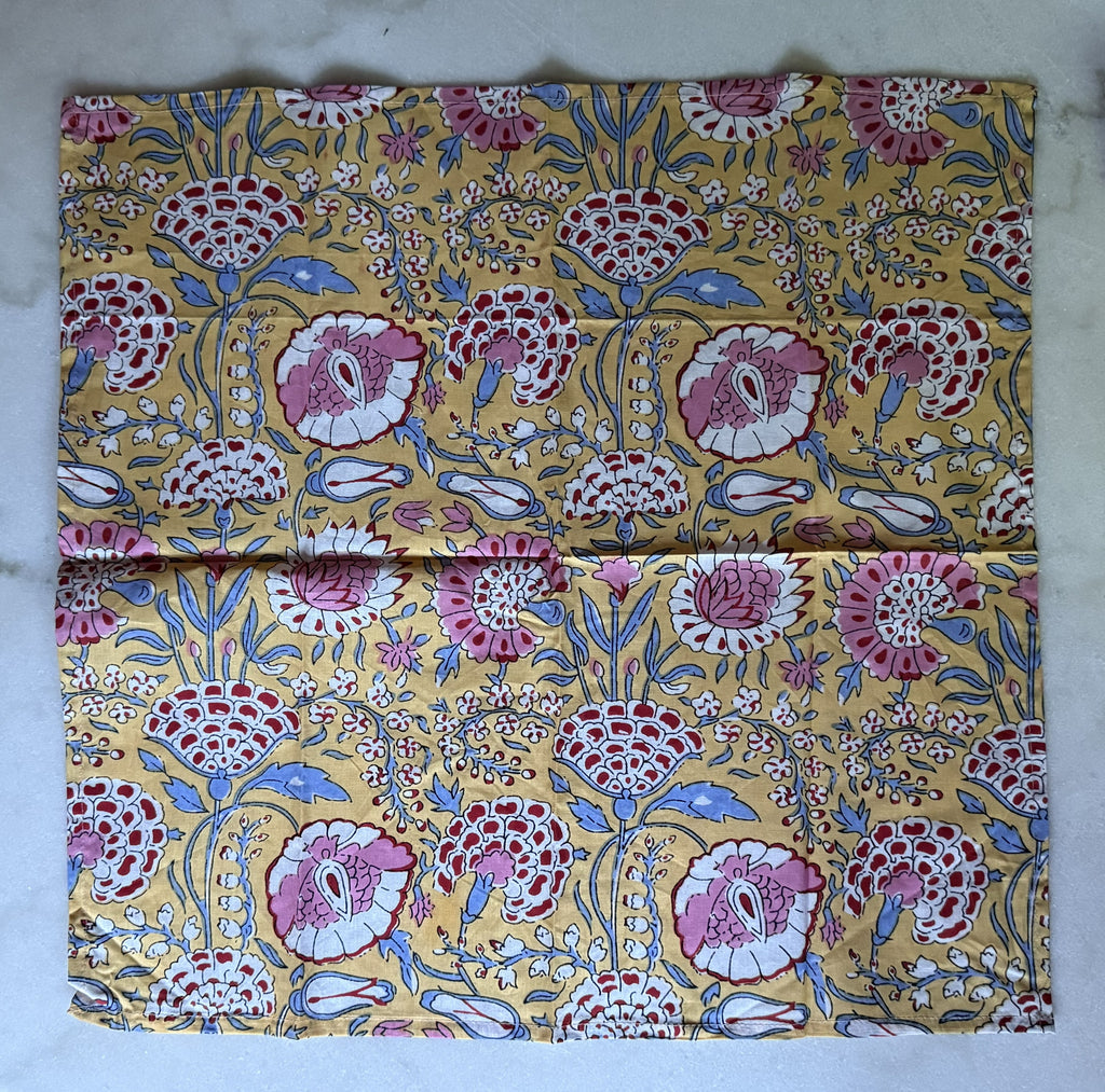 Cotton Quilted Placemats Set of 4, Reversible Floral Block Print Napkins and Place Mats — Table Linens item from Guest House Vintage Treasures (view 4)