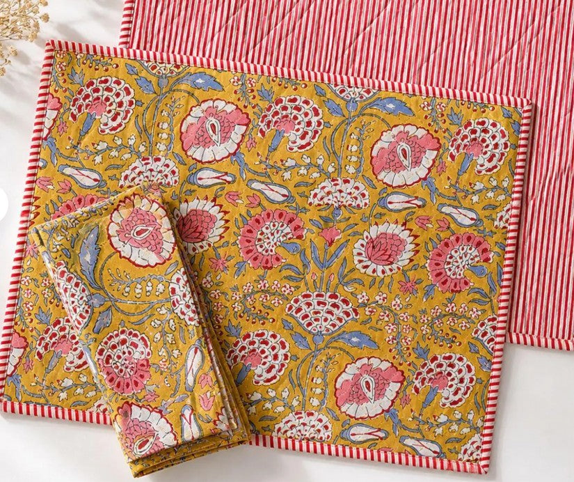 Cotton Quilted Placemats Set of 4, Reversible Floral Block Print Napkins and Place Mats — Table Linens item from Guest House Vintage Treasures (view 2)