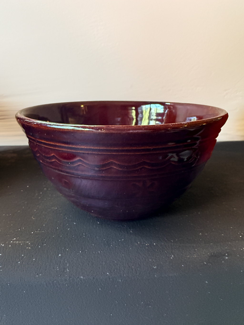 Round Marcrest Daisy Dot 8" Bowl
